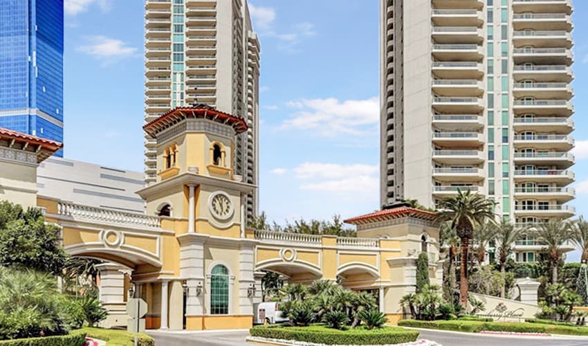 Turnberry Place Las Vegas luxury towers exterior