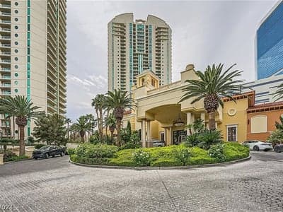 Modern condo lifestyle at Turnberry Place