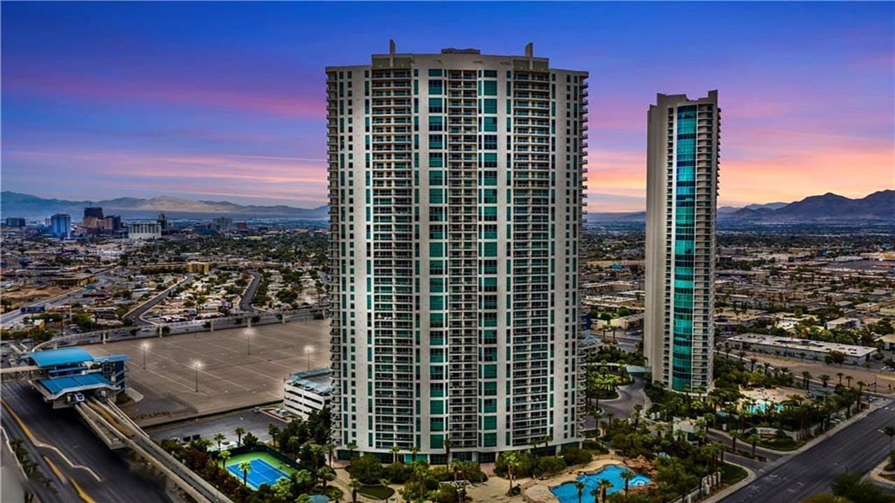 Turnberry Place Las Vegas luxury condo — MLS marketing photo 2
